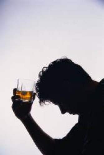 La dependencia fisiológica al alcohol